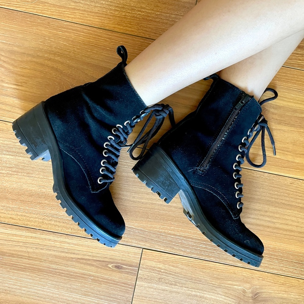 GLOAT SUEDE CHUNKY COMBAT BOOTS